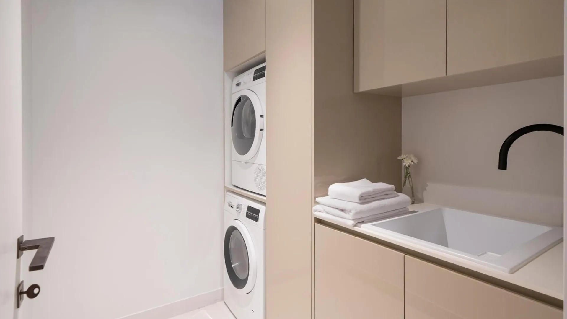 Savoy Insular VI By An Island Apart Funchal Apartman
